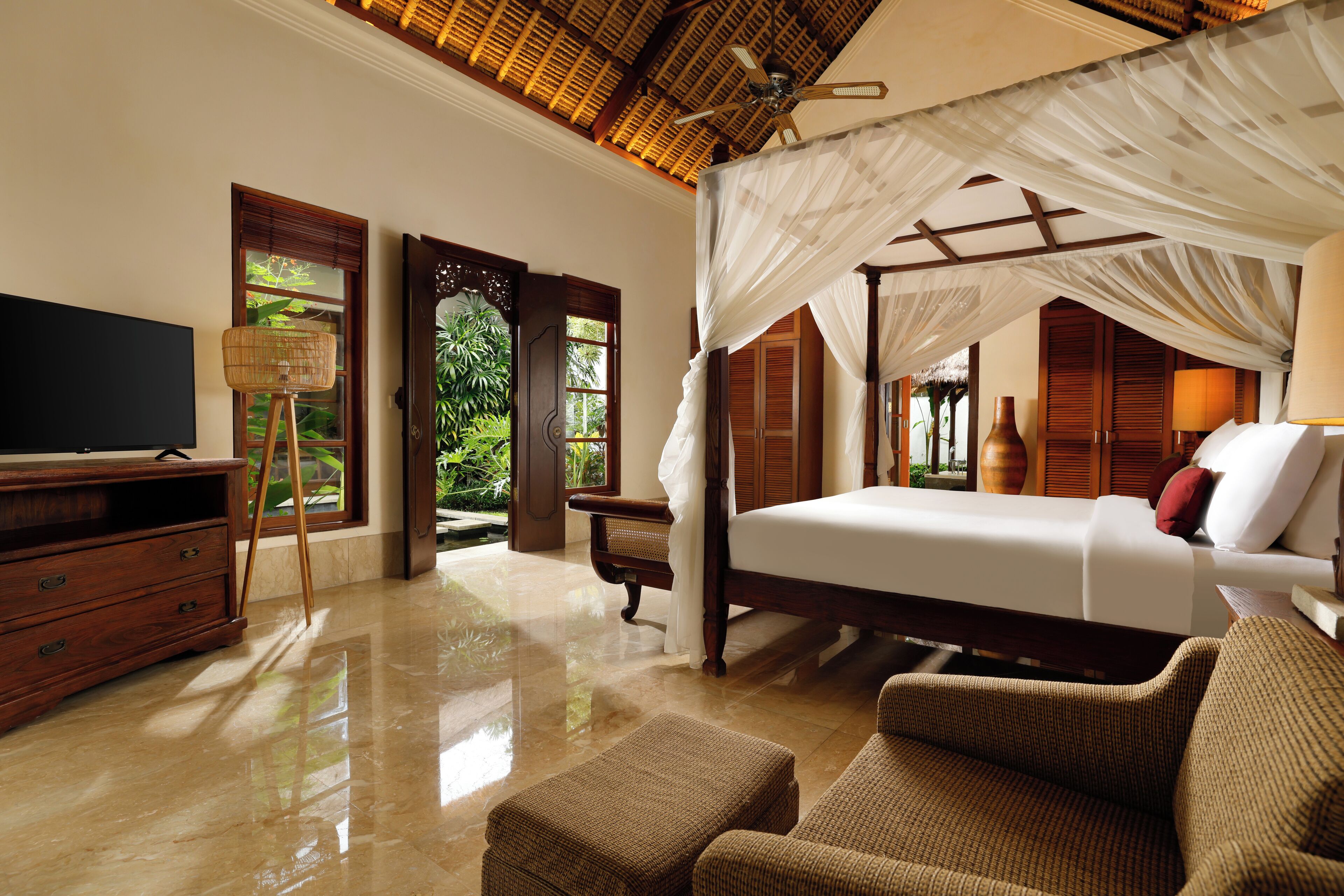 4 Bedroom Pool Villa (Ohm) | 3 bedrooms, Egyptian cotton sheets, premium bedding, down duvets