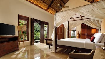 4 Bedroom Pool Villa (Ohm) | 3 bedrooms, Egyptian cotton sheets, premium bedding, down duvets