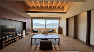 Edredons de pluma, cofres nos quartos, escrivaninha, Wi-Fi de cortesia