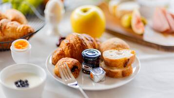 Desayuno estilo bufé
