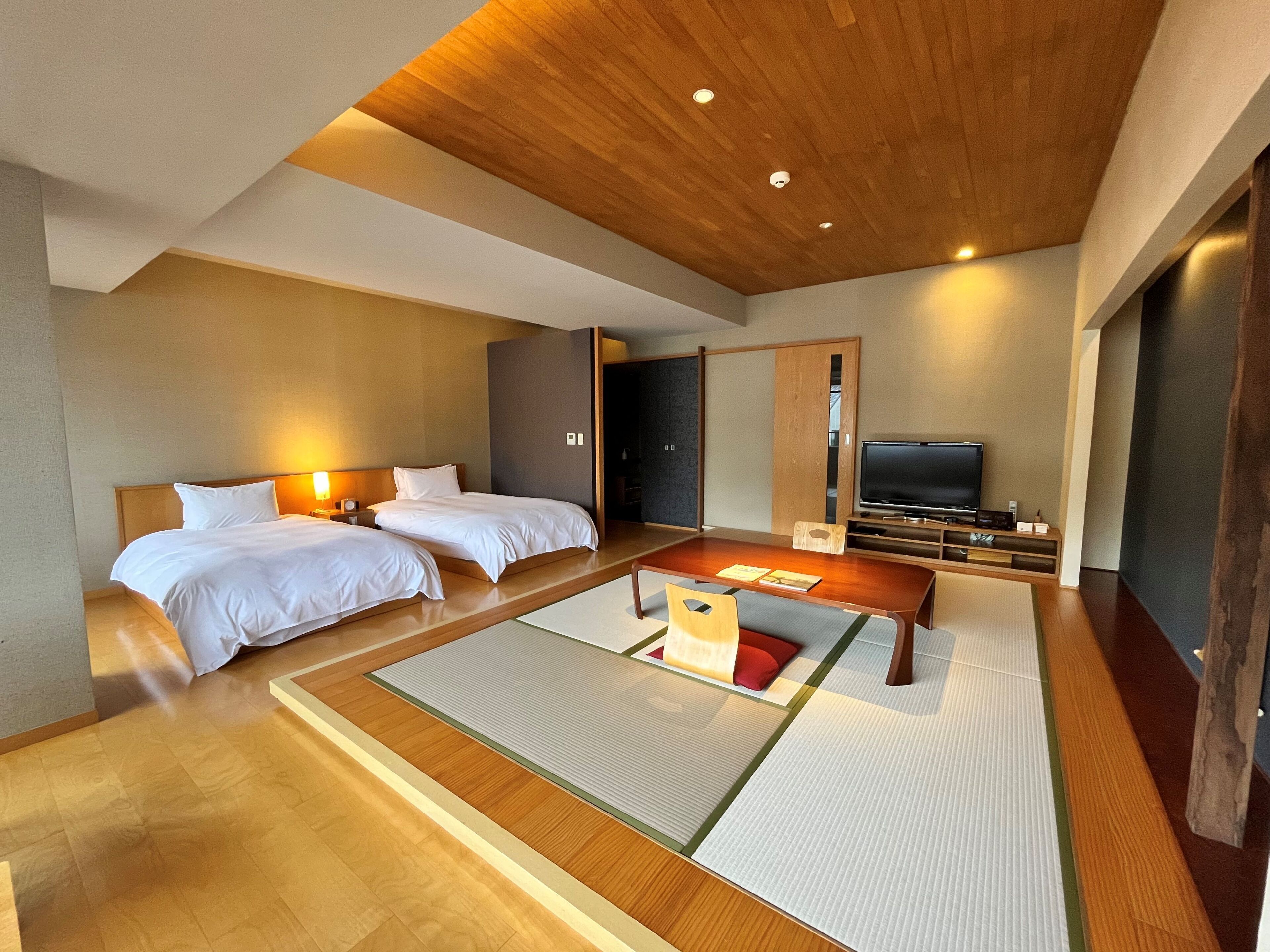 Couette en duvet d'oie, coffres-forts dans les chambres, bureau