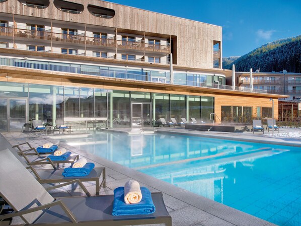 Outdoor pool - Apartments Bergresort Werfenweng (Werfenweng)