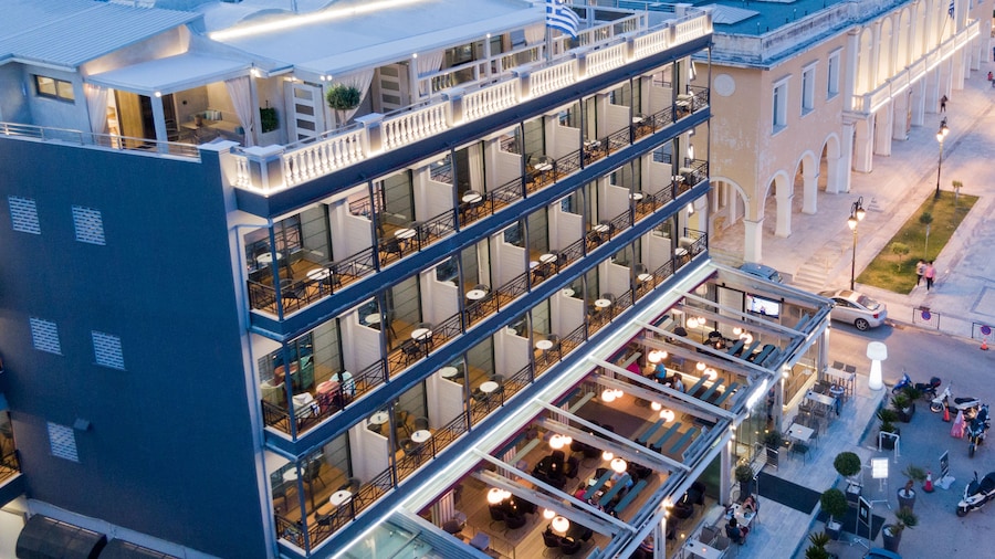 Phoenix Hotel