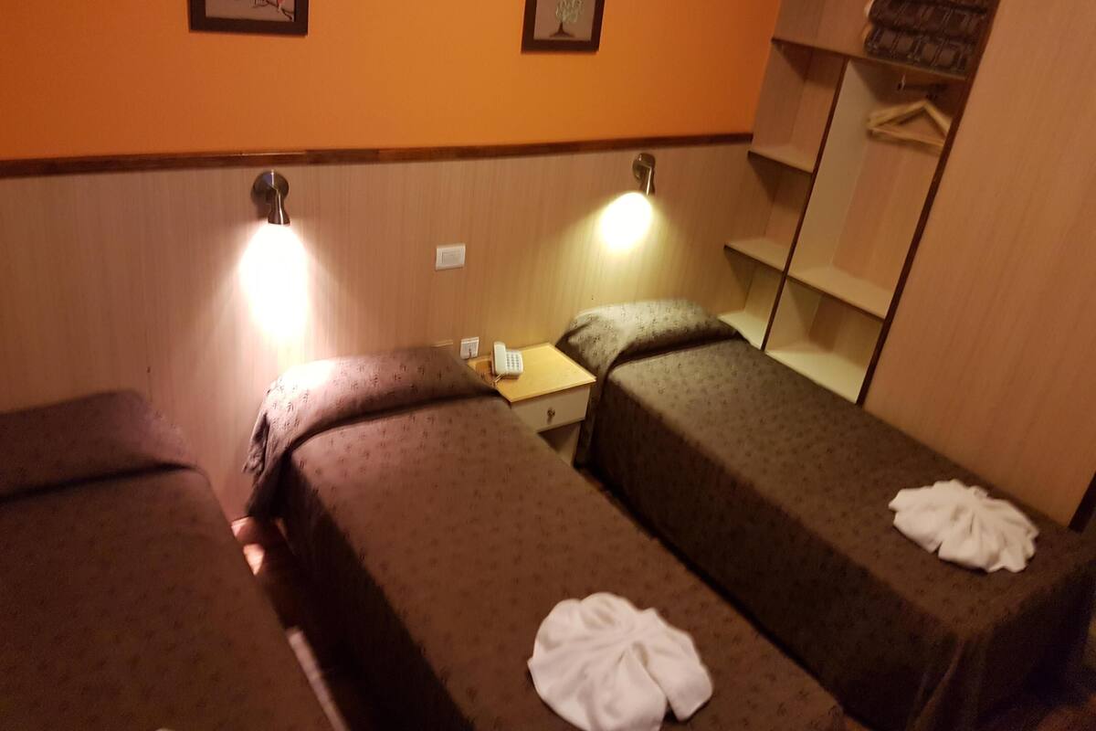 Premium bedding, in-room safe, free cots/infant beds, free WiFi