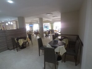 Restaurant - Hotel Catedral (Mar del Plata)