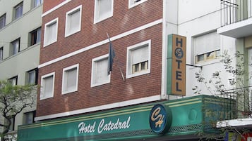 Fachada da propriedade