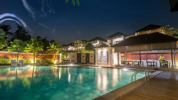 Outdoor pool, pool umbrellas, pool loungers