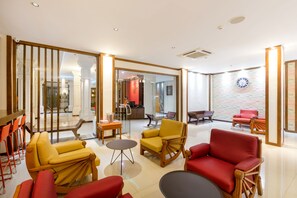 Hallway - Lub Sbuy House (Phuket)