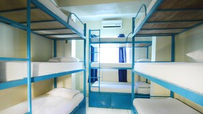 In-room safe, free WiFi