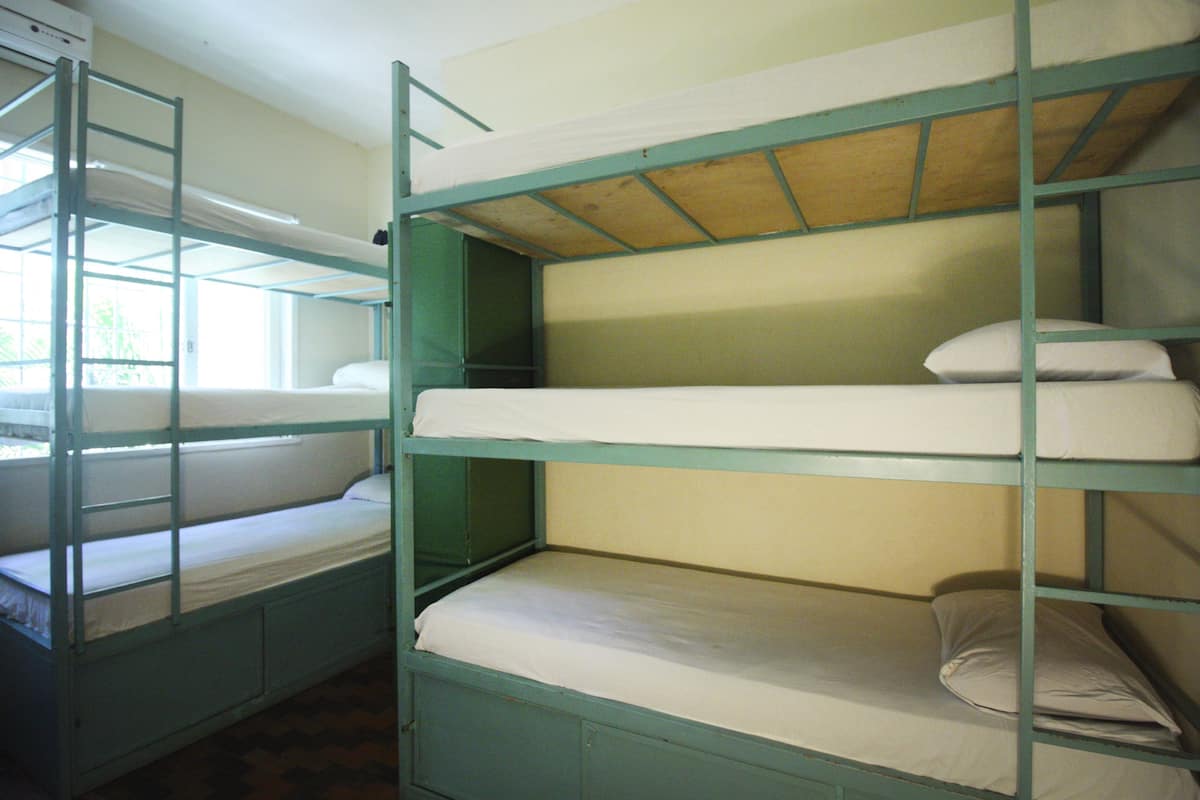 In-room safe, free WiFi