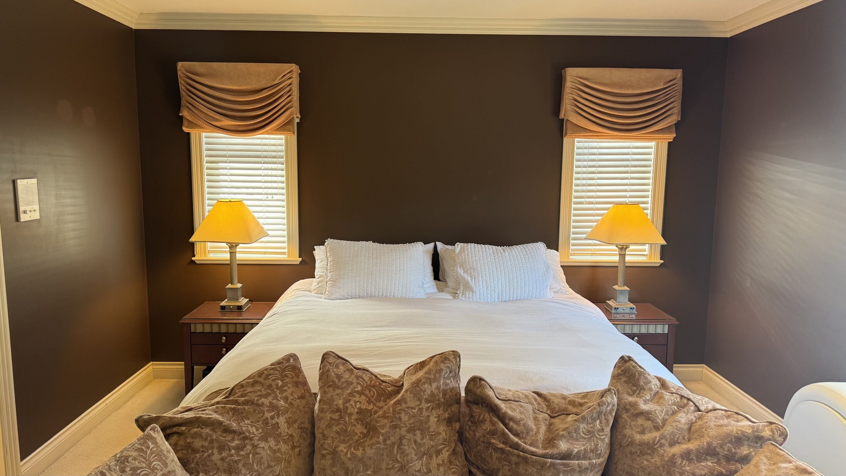 Exclusive House, Ensuite, Garden View (B&B Full-House) | 1 bedroom, down comforters, minibar, in-room safe