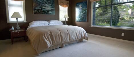 1 bedroom, premium bedding, minibar, in-room safe