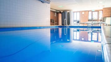 Double Room | Indoor pool | Indoor pool, pool loungers