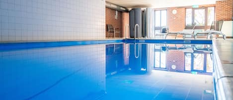 Double Room | Indoor pool