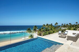 Penthouse, 2 Bedrooms, Oceanfront | Minibar, in-room safe, individually furnished, desk