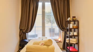 Massage đá nóng, 1 phòng trị liệu, dịch vụ massage