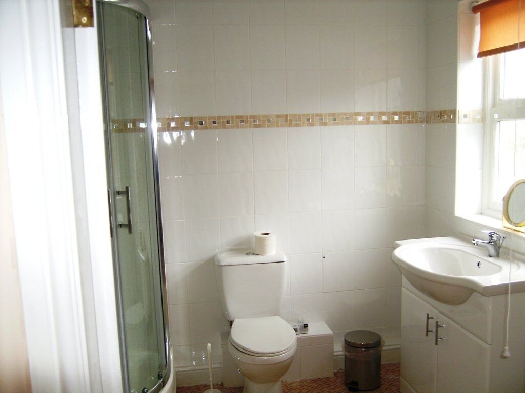 Cottage (Dairy) | Bathroom | Free toiletries, hair dryer