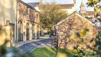 Deluxe Double Room, Accessible, Ensuite (Coach House) | Exterior