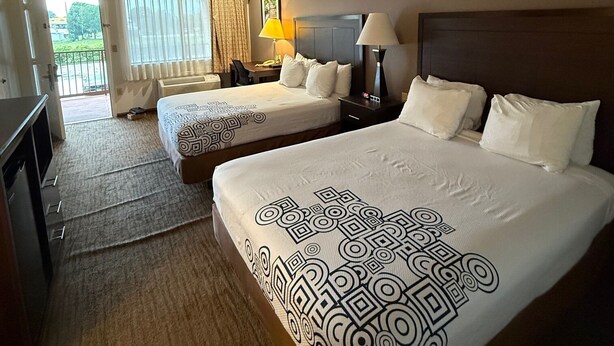 Room - Days Inn by Wyndham Navasota (Navasota)