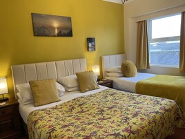 Ropa de cama de alta calidad, colchones Select Comfort y wifi gratis