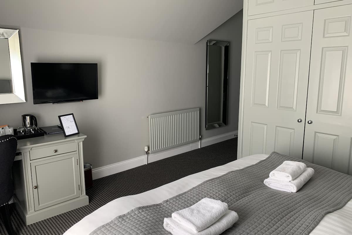 Standard Double or Twin Room, Ensuite