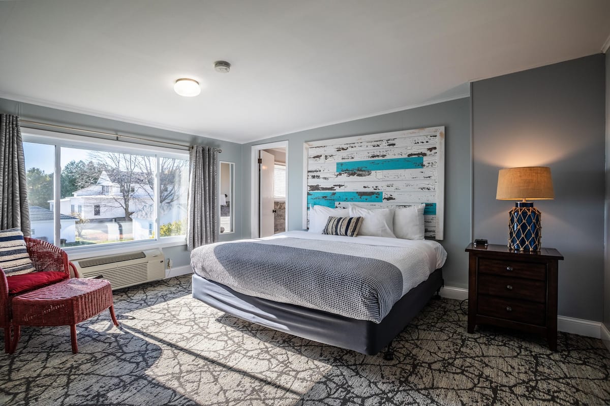 Luxury Suite 206, Not Pet Friendly | 1 bedroom, premium bedding, individually decorated