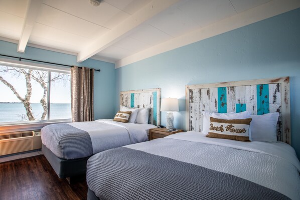 Comfort kamer, uitzicht op meer | Luxe beddengoed, individueel gedecoreerd, individueel gemeubileerd