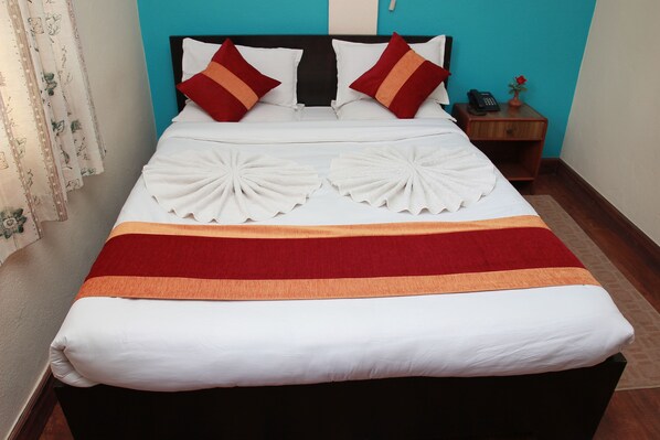 Premium bedding, soundproofing, free WiFi, bed sheets