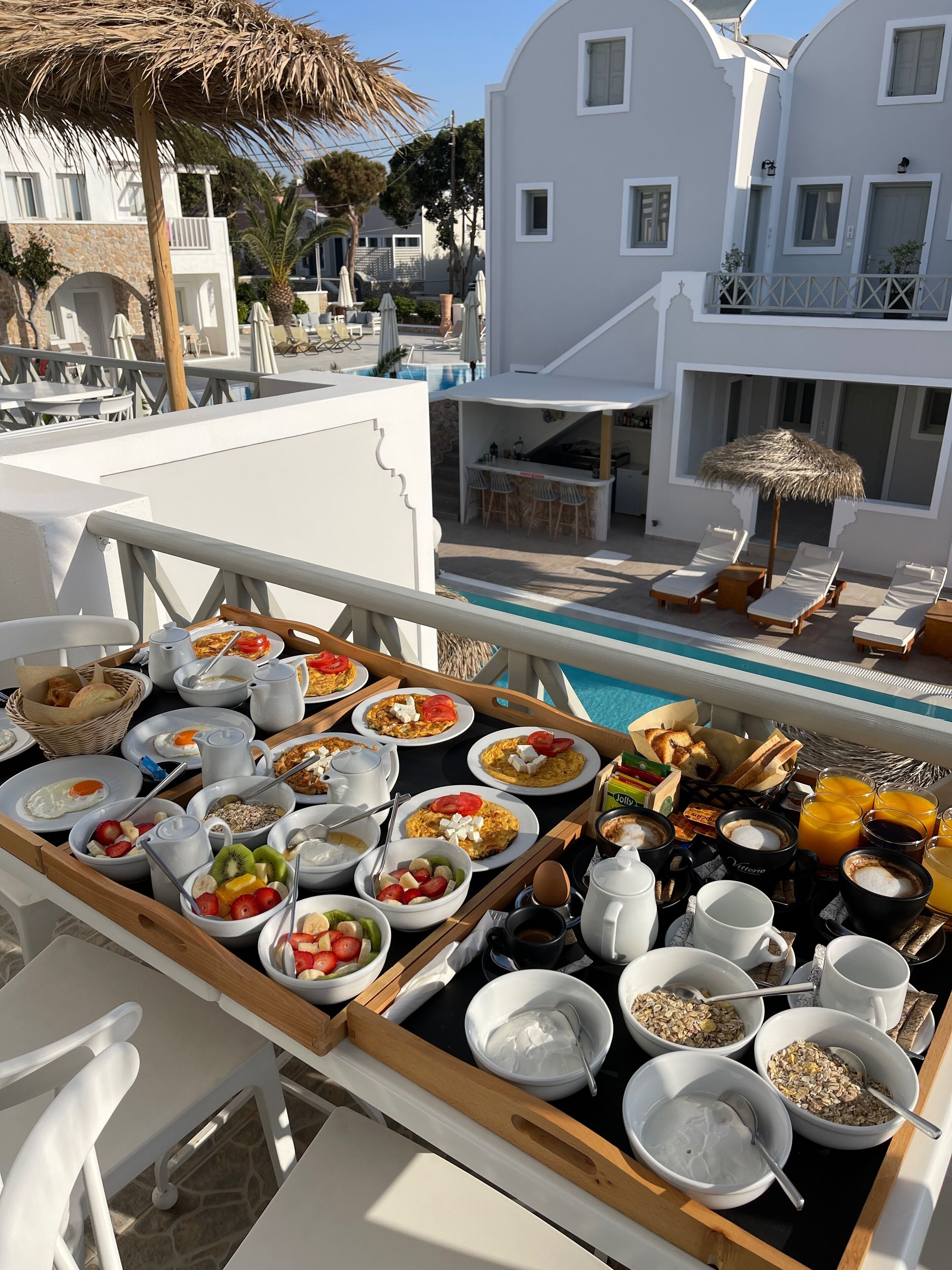 free daily full breakfast