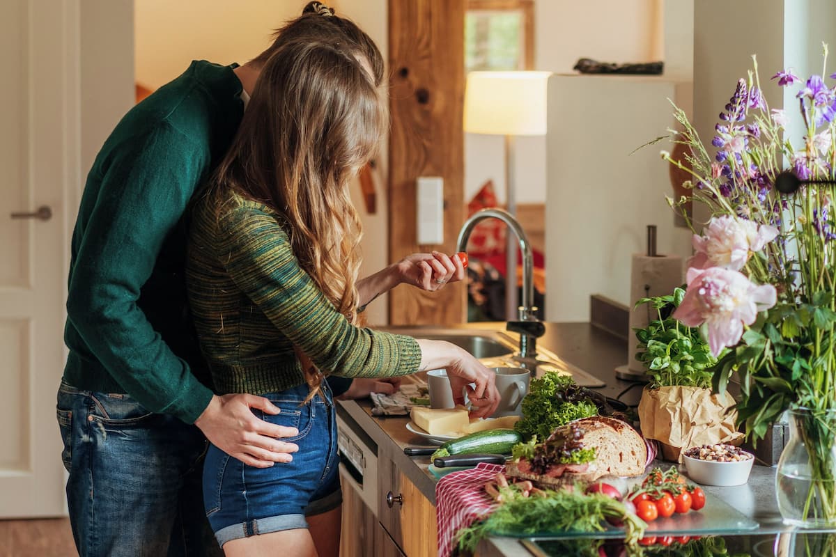 espresso maker, coffee/tea maker, electric kettle