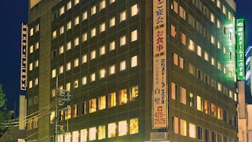 Front of property - evening/night