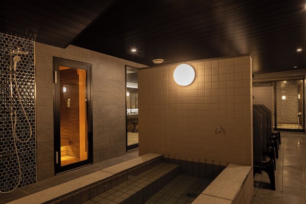 Baño termal público