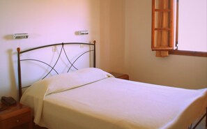 Room - Blue Bay Hotel (Patmos)