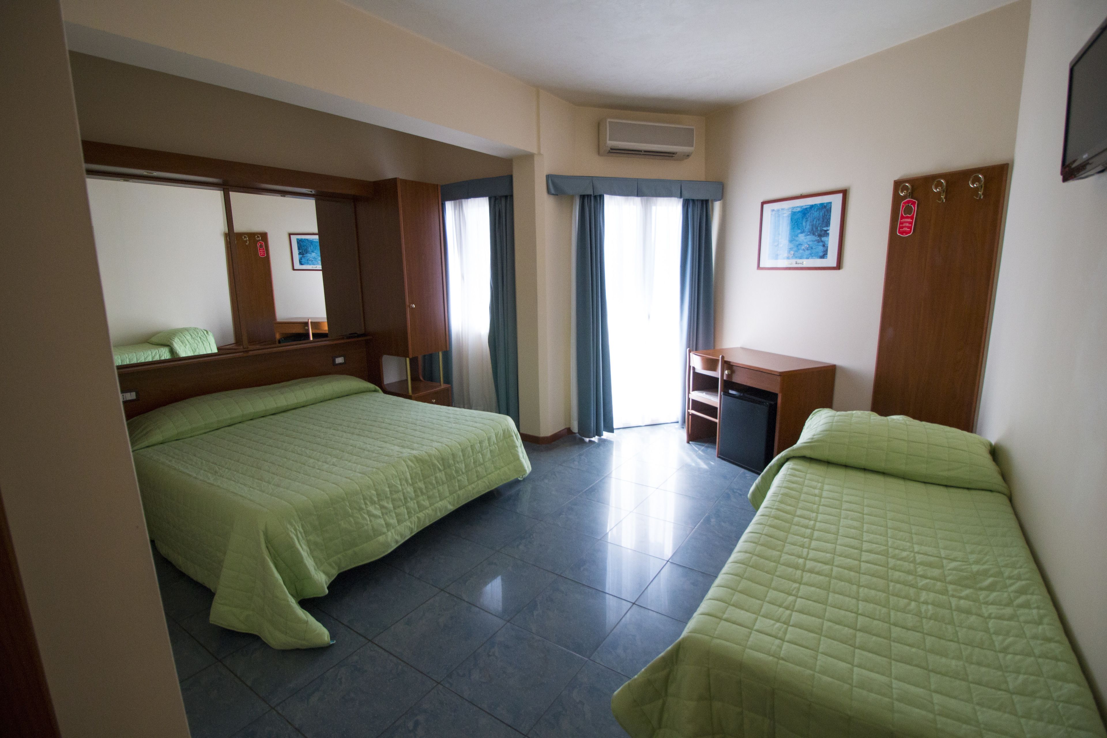 triple room | in-room safe, desk, blackout curtains, soundproofing