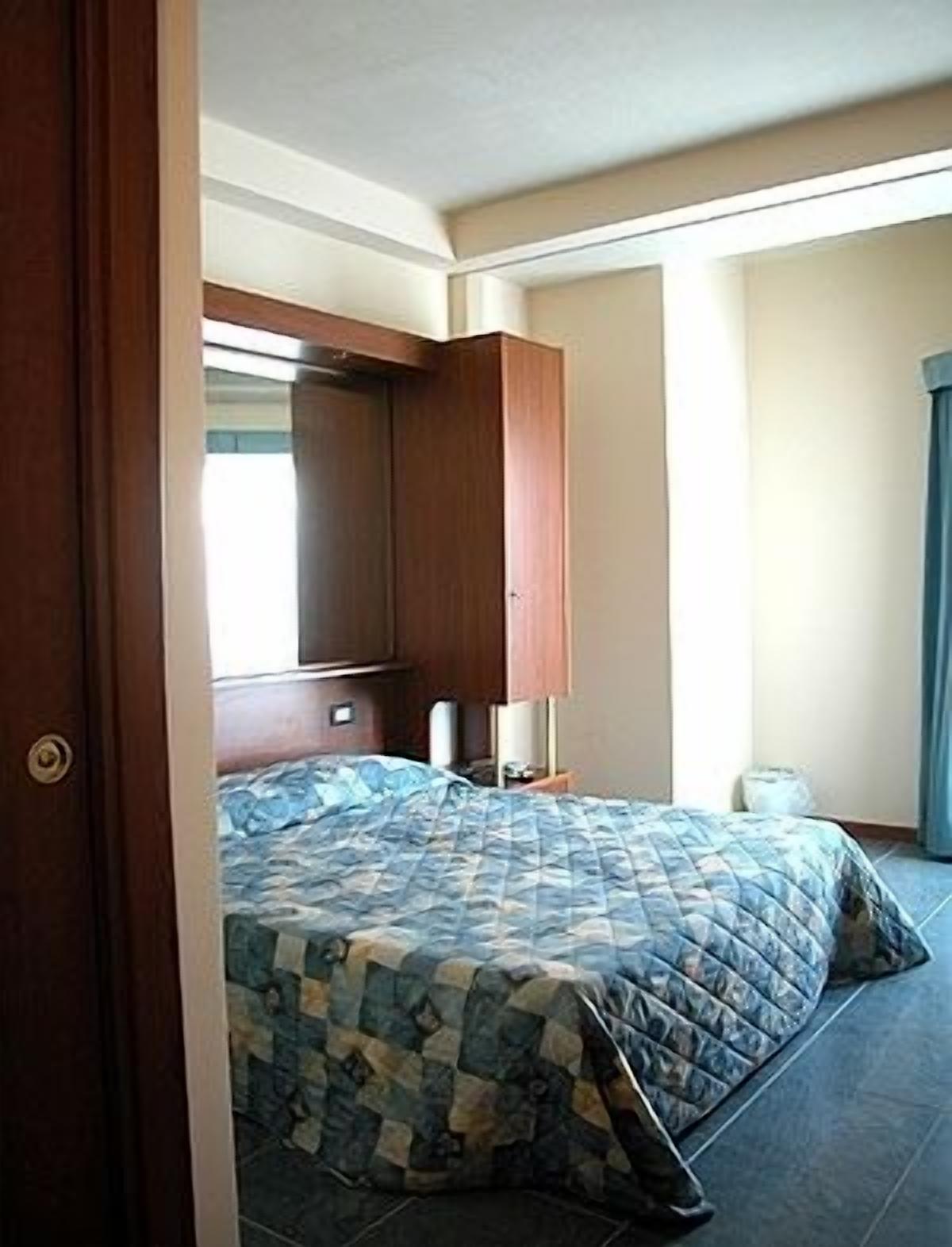 in-room safe, desk, blackout curtains, soundproofing