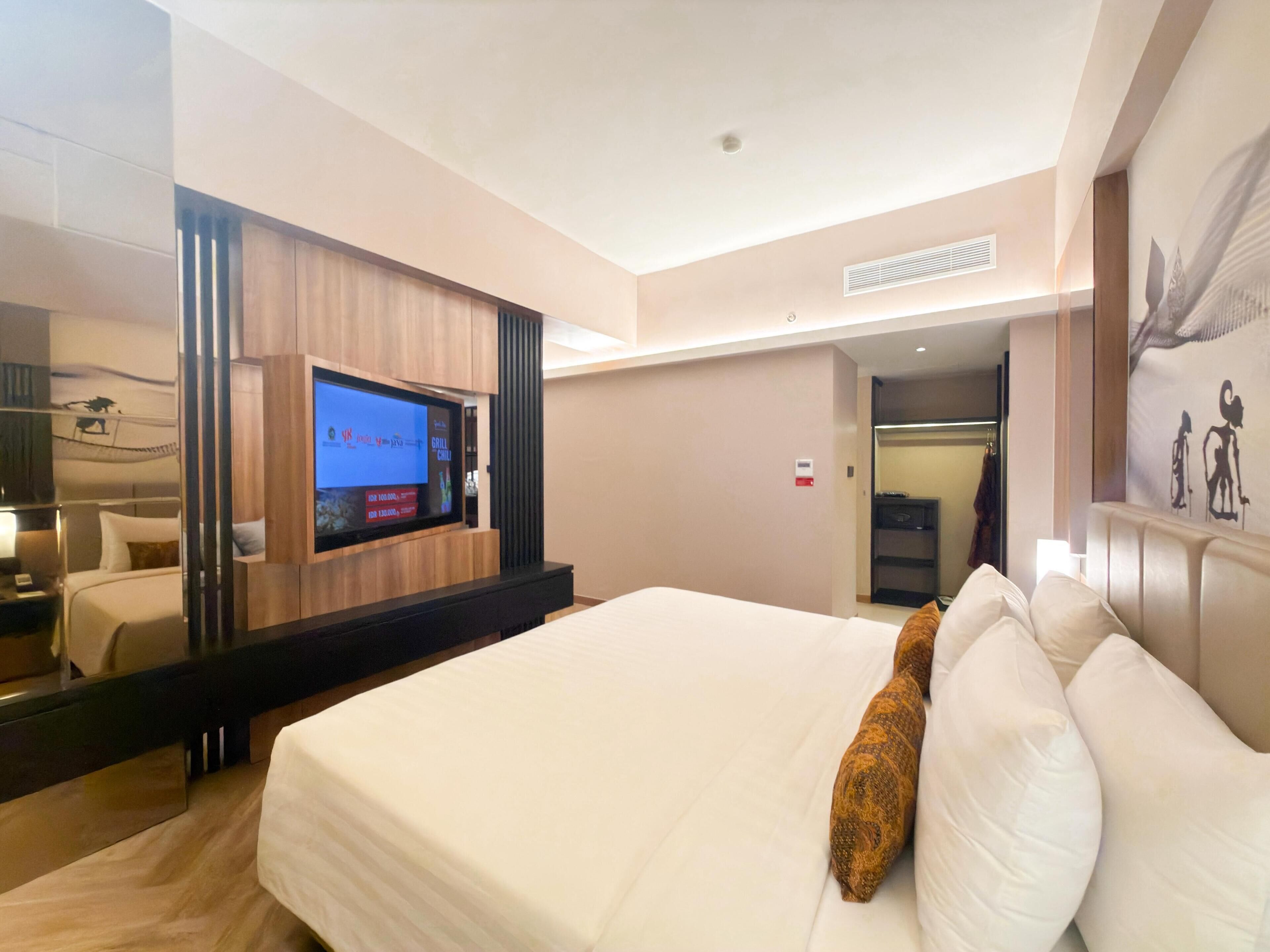 Junior-Suite, 1 King-Bett | Hochwertige Bettwaren, Minibar, Zimmersafe, Schreibtisch