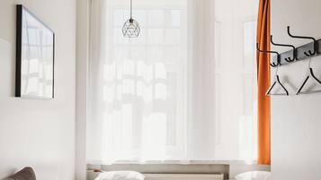 Twin Ensuite Room With Private Bathroom