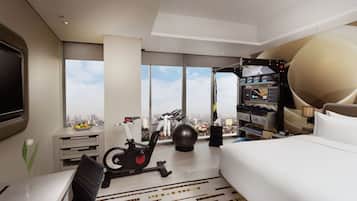 Habitación, 1 cama de matrimonio grande (Fitness) | Ropa de cama de alta calidad, minibar, caja fuerte y escritorio