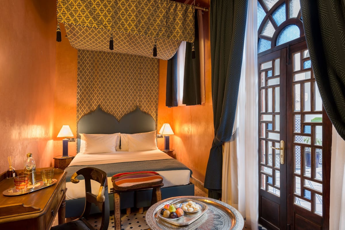 Superior tweepersoonskamer | Lakens van Egyptisch katoen, bedden met traagschuimmatras, een minibar