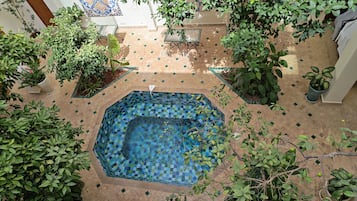 Piscina externa sazonal