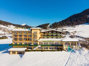 Exterior - Hotel Harfenwirt (Hopfgarten im Brixental)