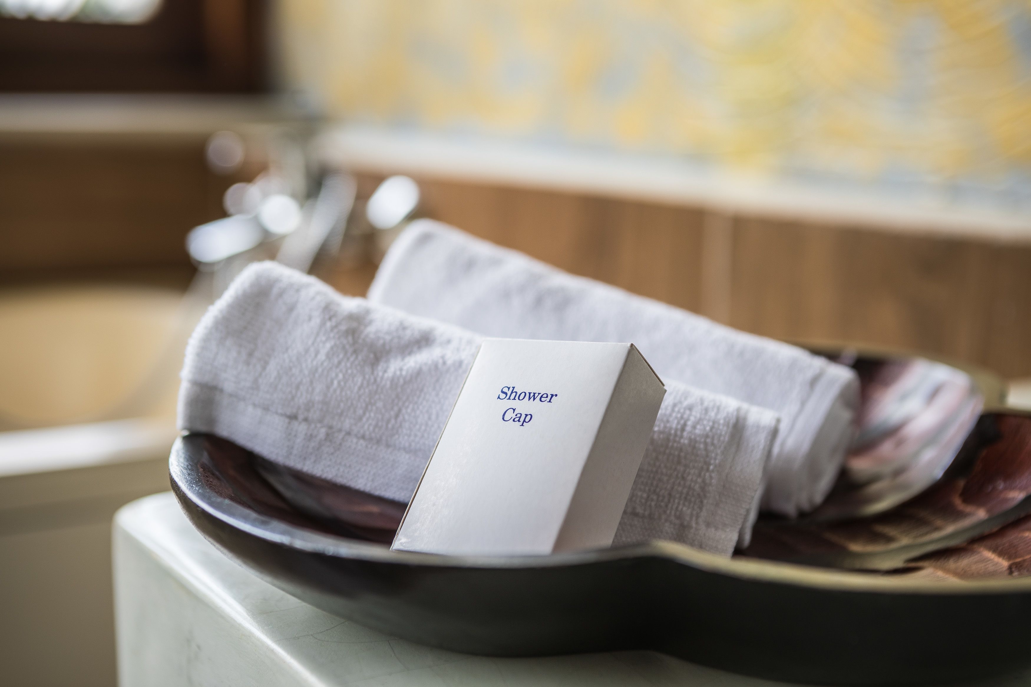 suite, 1 double bed, non smoking, mountain view | bathroom amenities | free toiletries, hair dryer, bathrobes, slippers