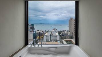 Studio Ocean View 1 King | View from room