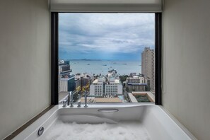 Studio Ocean View 1 King | Vista dalla camera