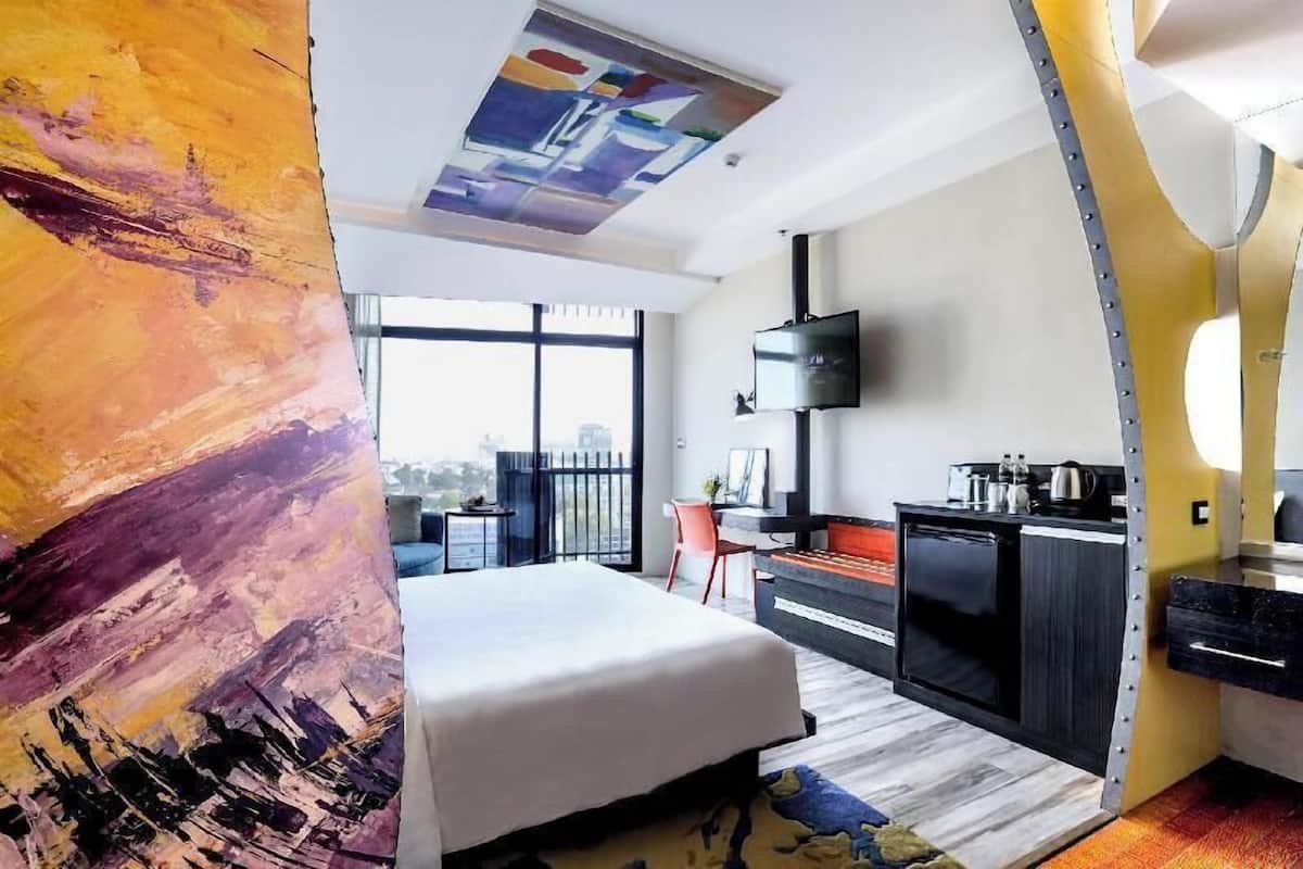 1 habitación, minibar, caja de seguridad en la habitación y escritorio