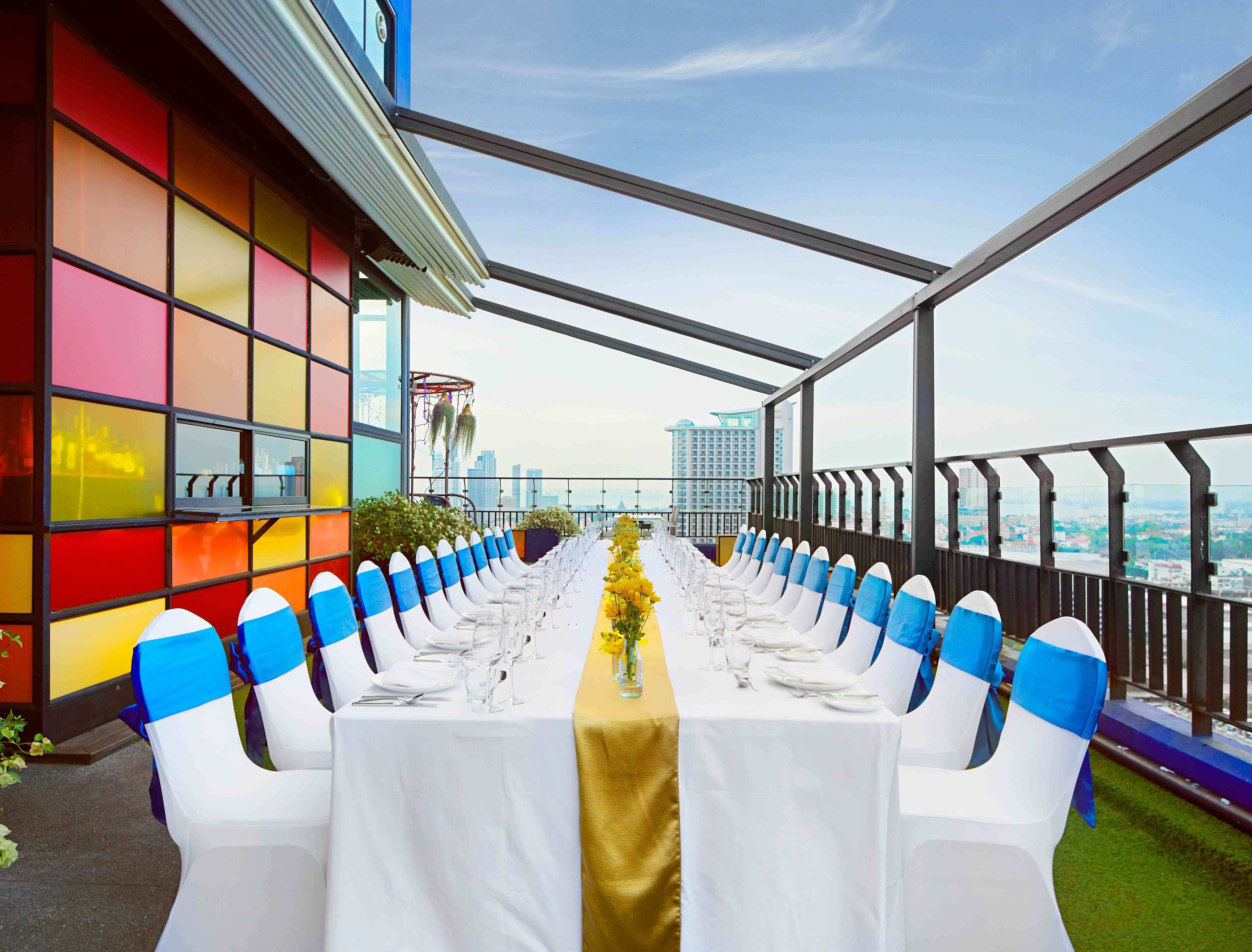 outdoor banquet area