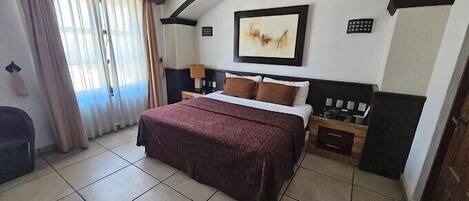 Superior Double Room | In-room safe, desk, iron/ironing board, bed sheets