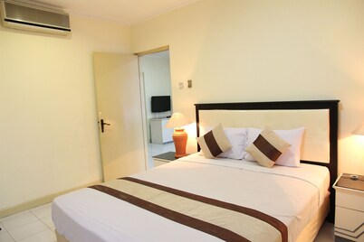 Sejahtera Family Hotel & Apartment