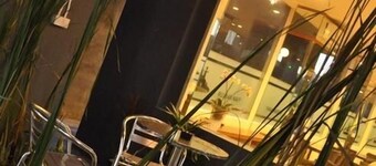 Dermaga Keluarga Hotel