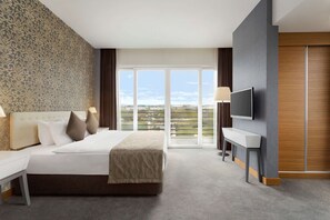 Ropa de cama de alta calidad y minibar